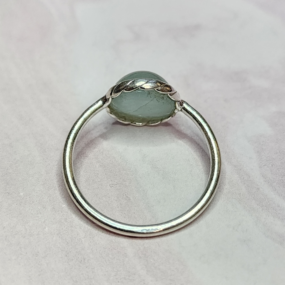 Moonstone and Sterling Contemporary Ring - Picture 2 of 4